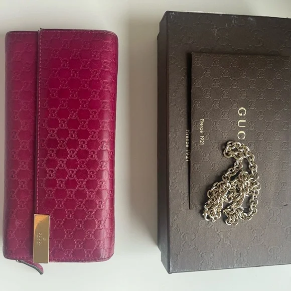 Gucci Wallet Microguccissima Leather Chain color Fuchsia Pink limited Edition